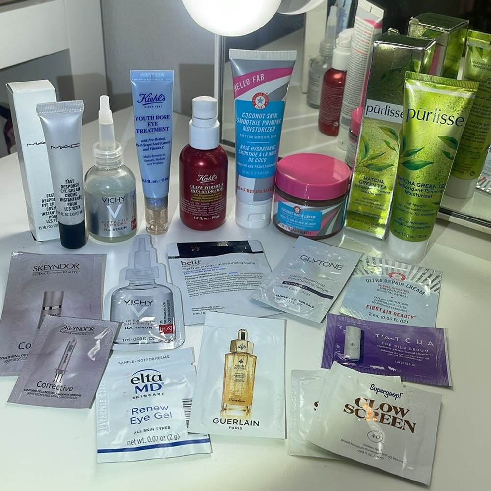 Moisturizers - Picture 2 of 6